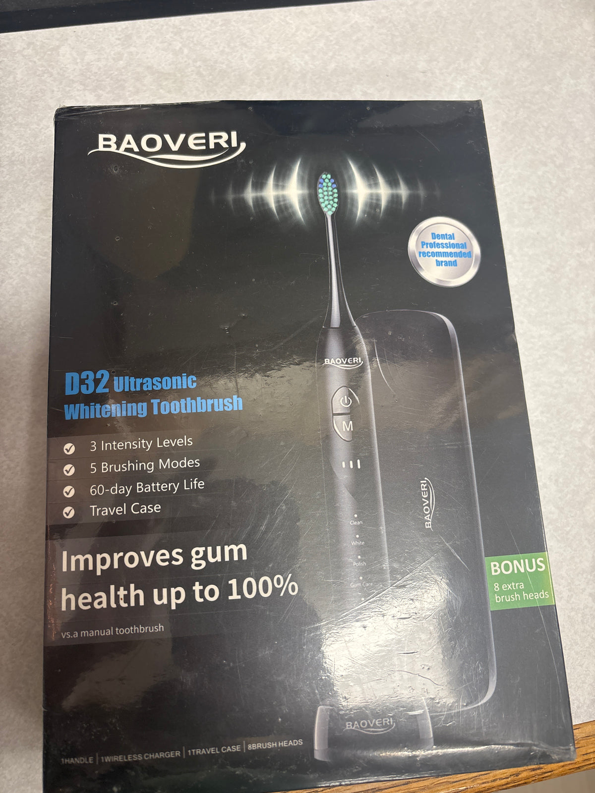 Whitening tooth brush