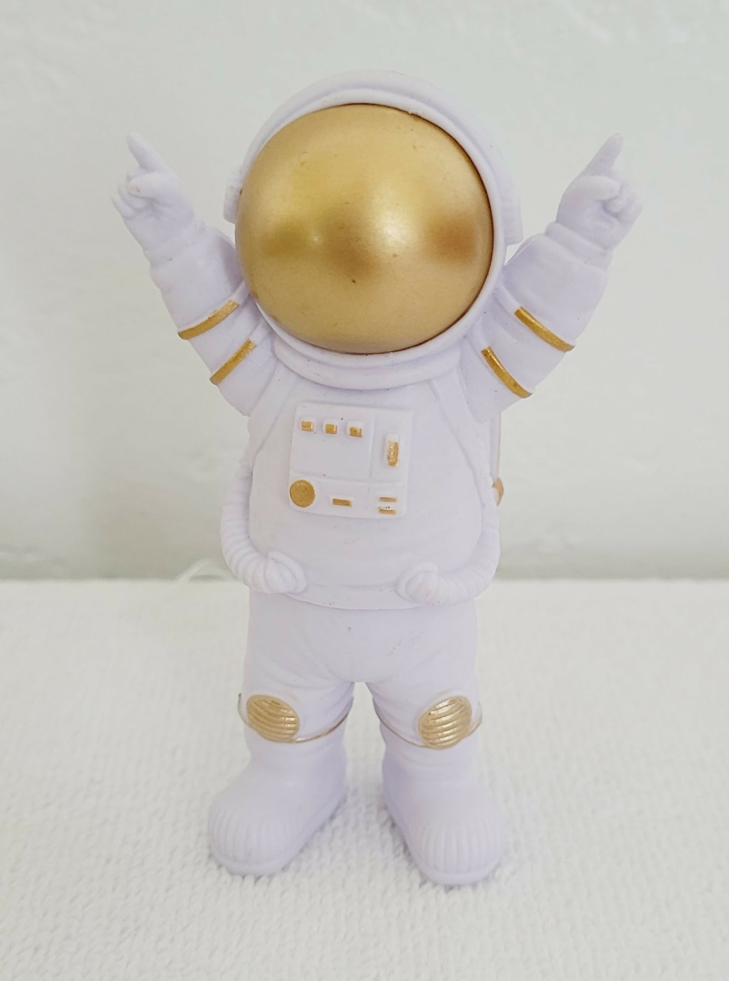 Crypto Moon Mission Astronaut Figurine Gold Victory