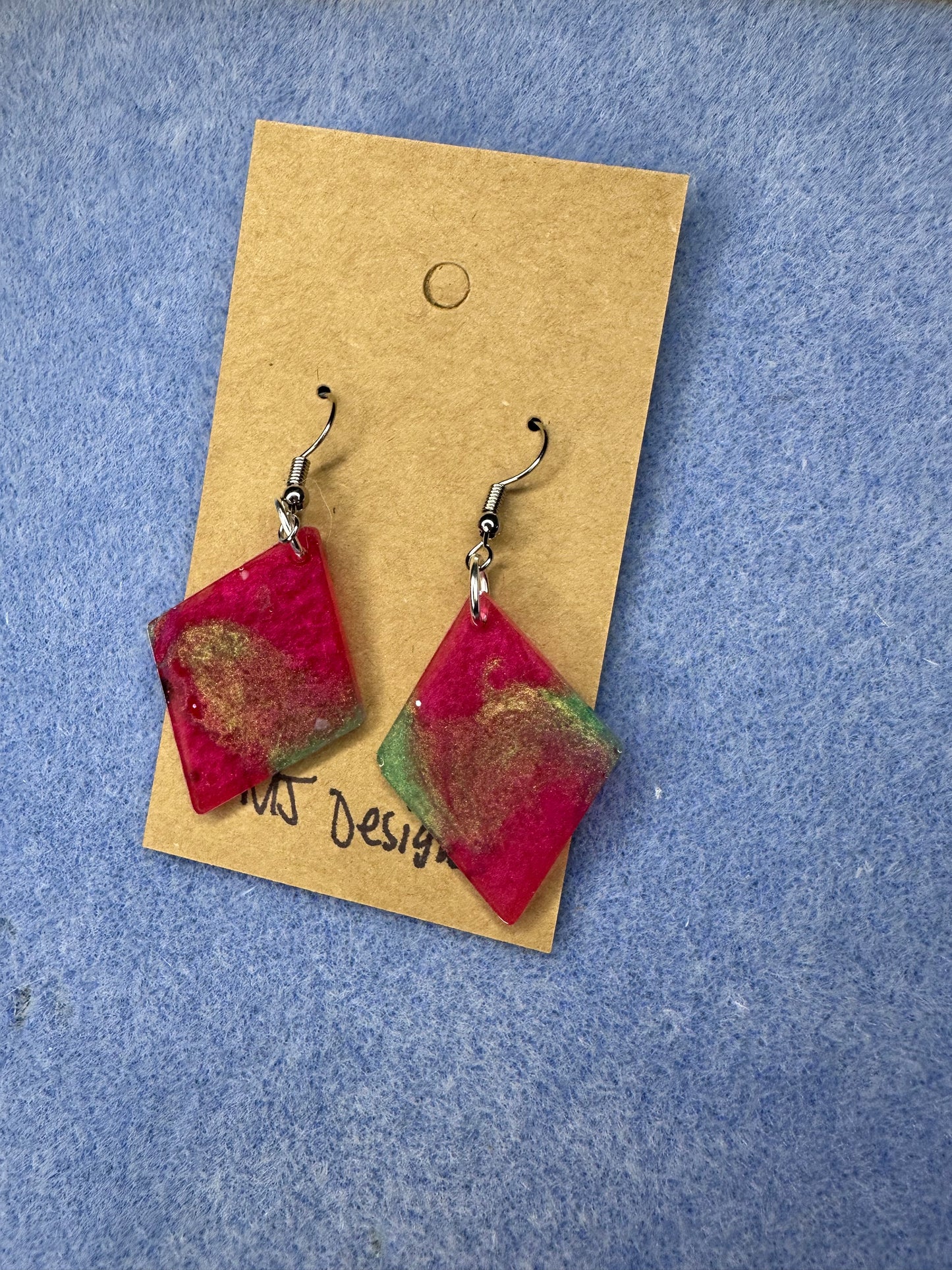 Diamond shape resin earrings