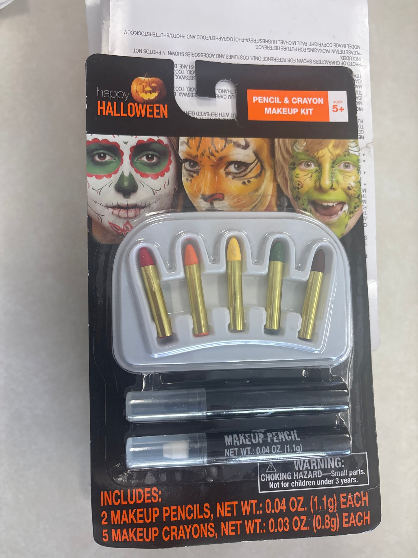Pencil/ crayon makeup kit