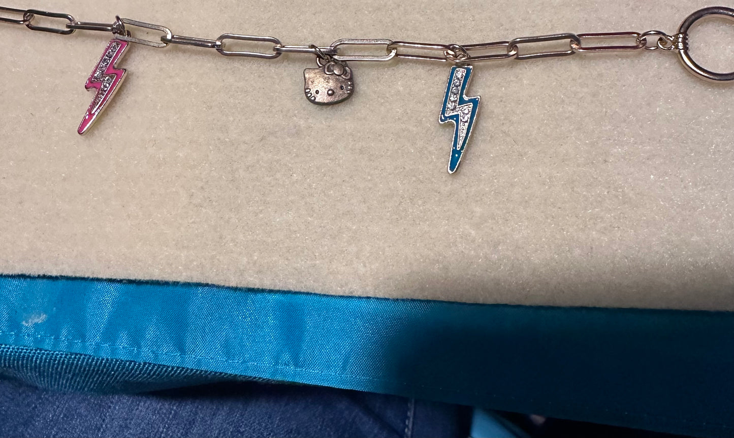 Gold link charm bracelet