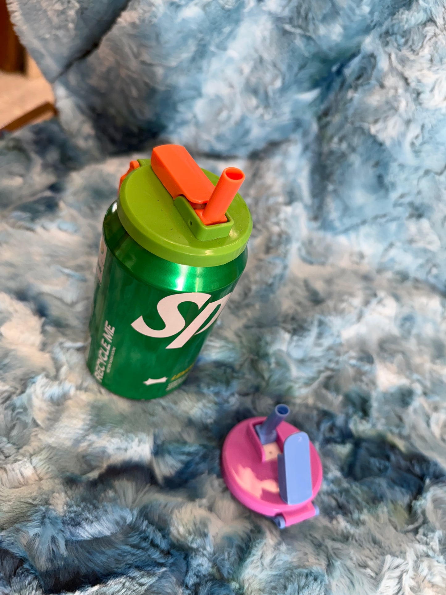 Pop can lids