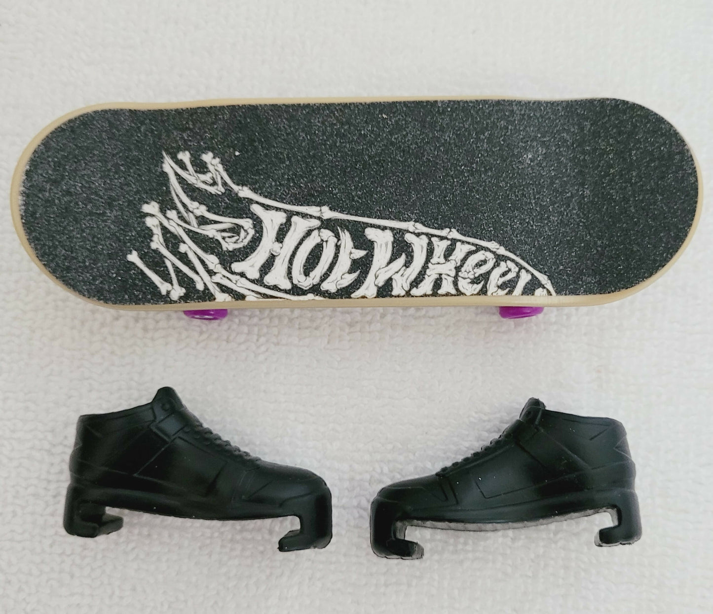 Hot Wheels Skate Tony Hawk Donut fingerboard Set