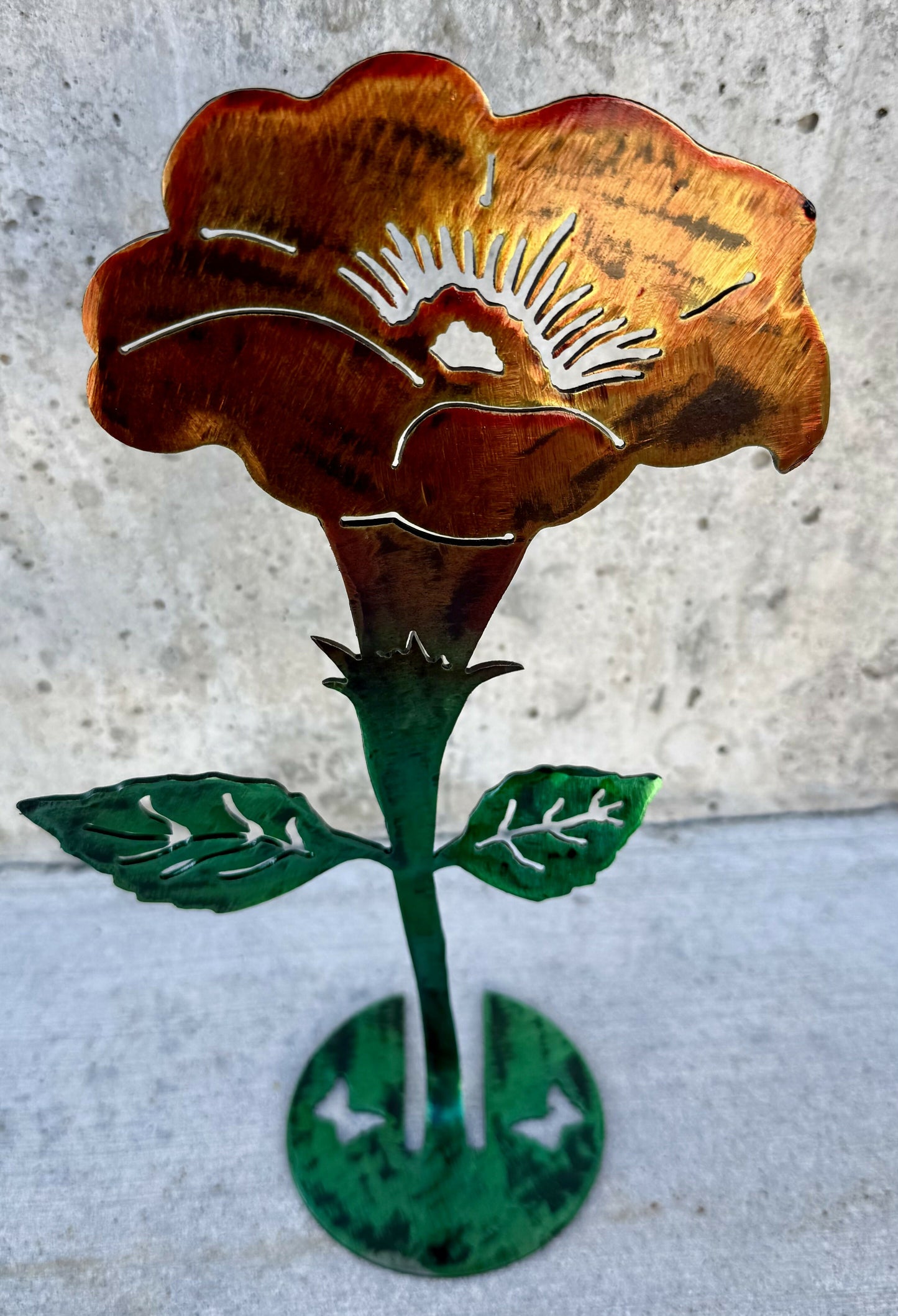 Trumpet standing flower