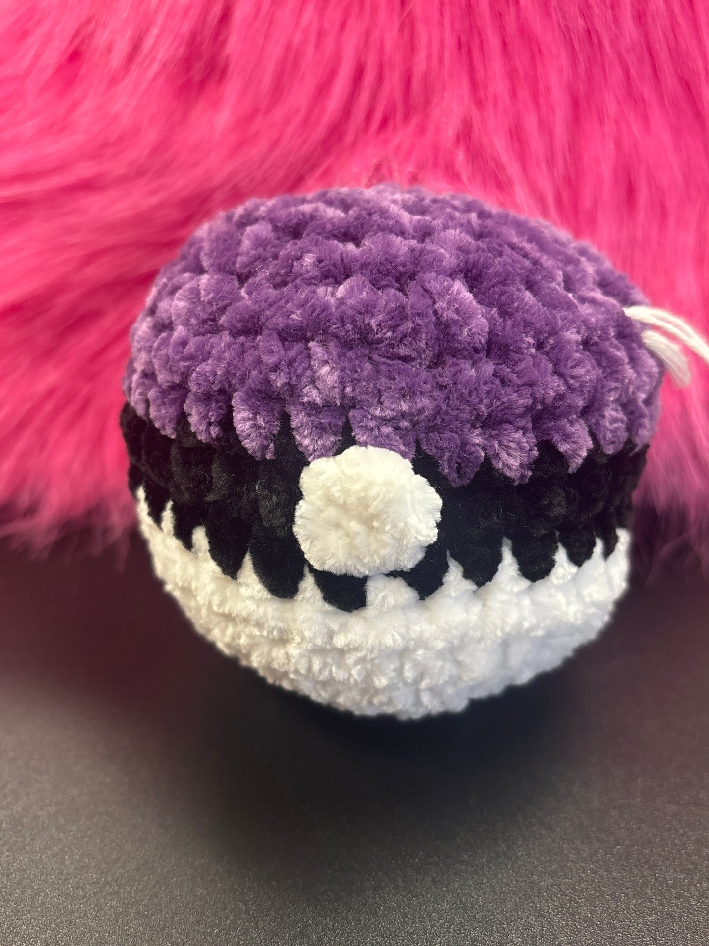 Crochet poke ball
