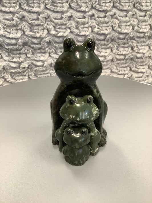 Nephrite Jade Frog Family