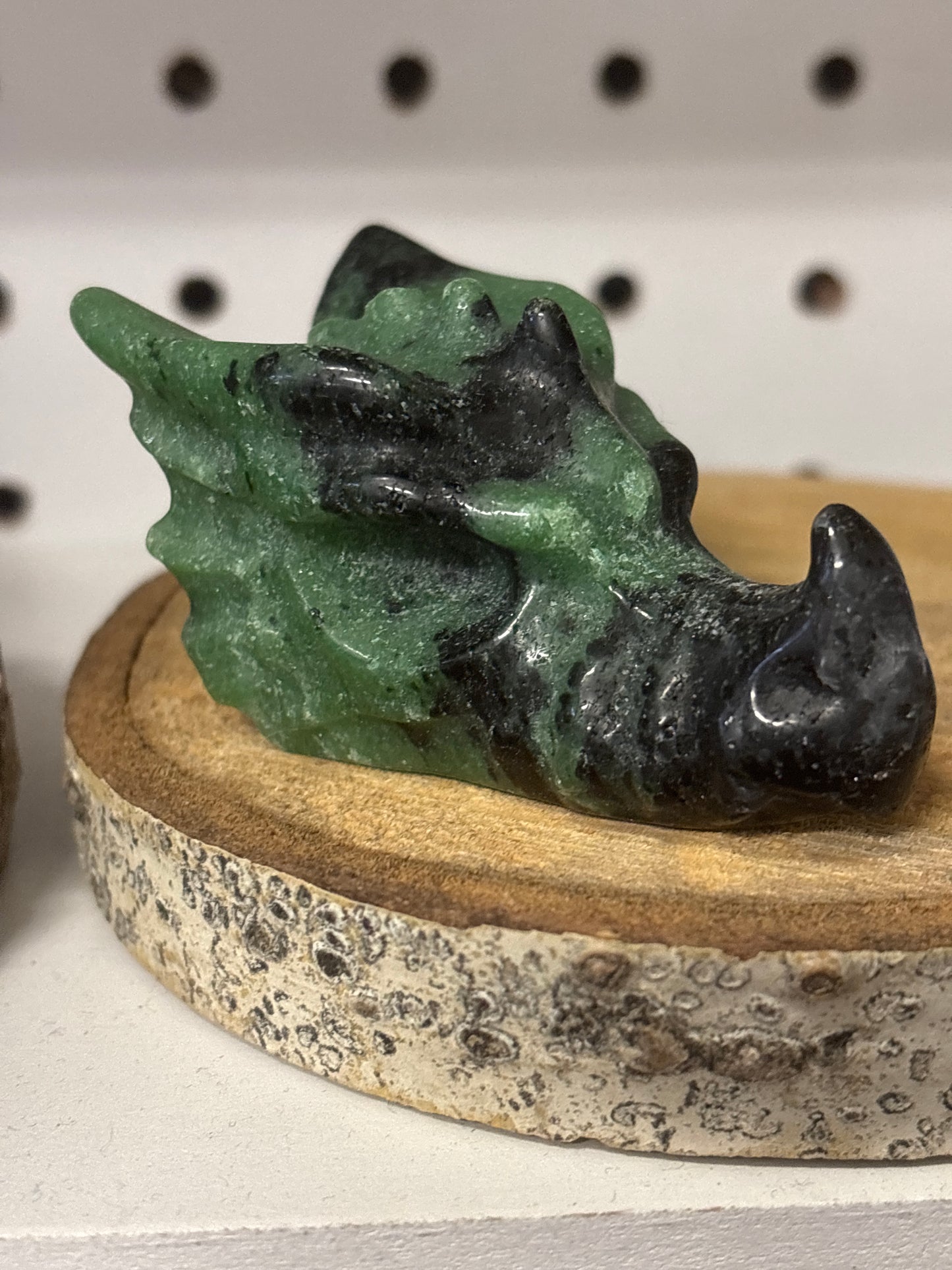 TEC Crystal dragon figures