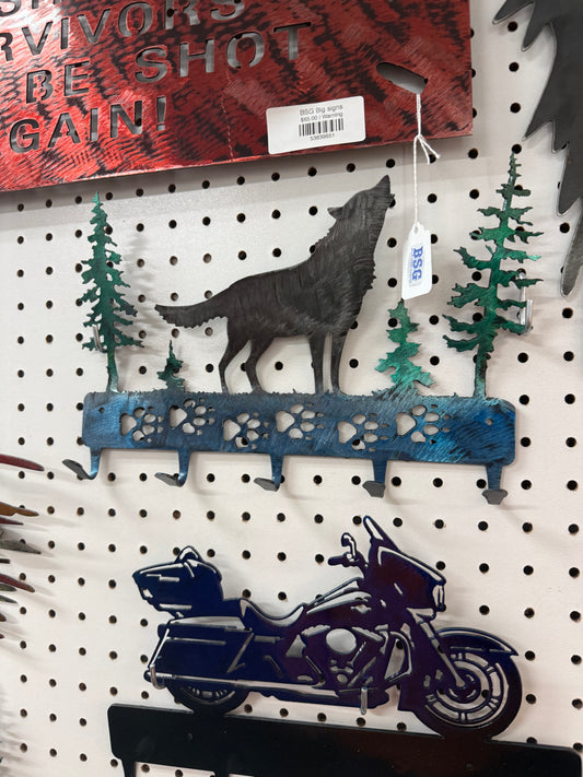 Wolf Keychain Holder