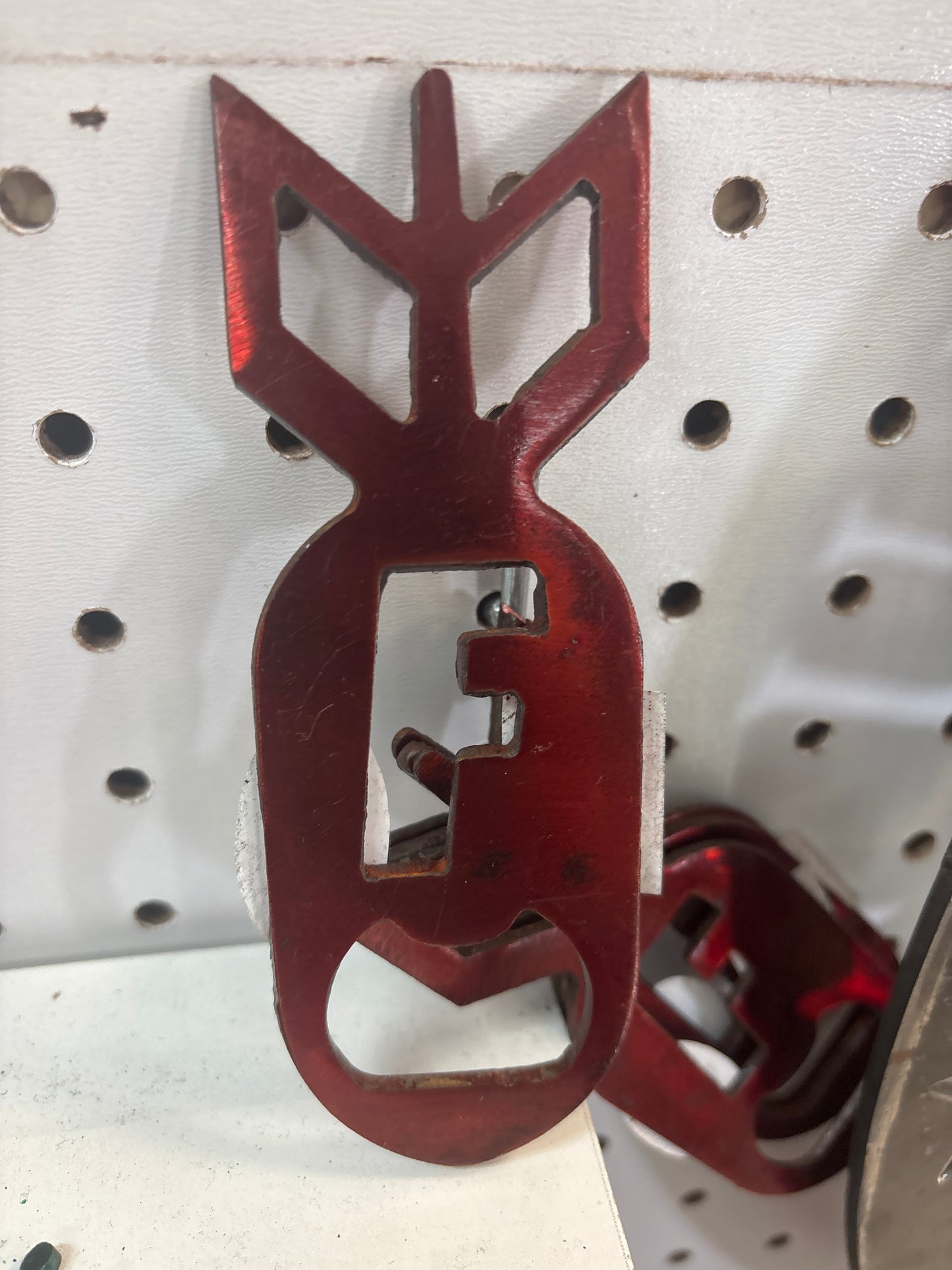 BSG small metal cuts