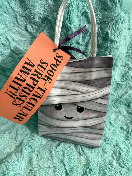 Mummy treat bags for kids