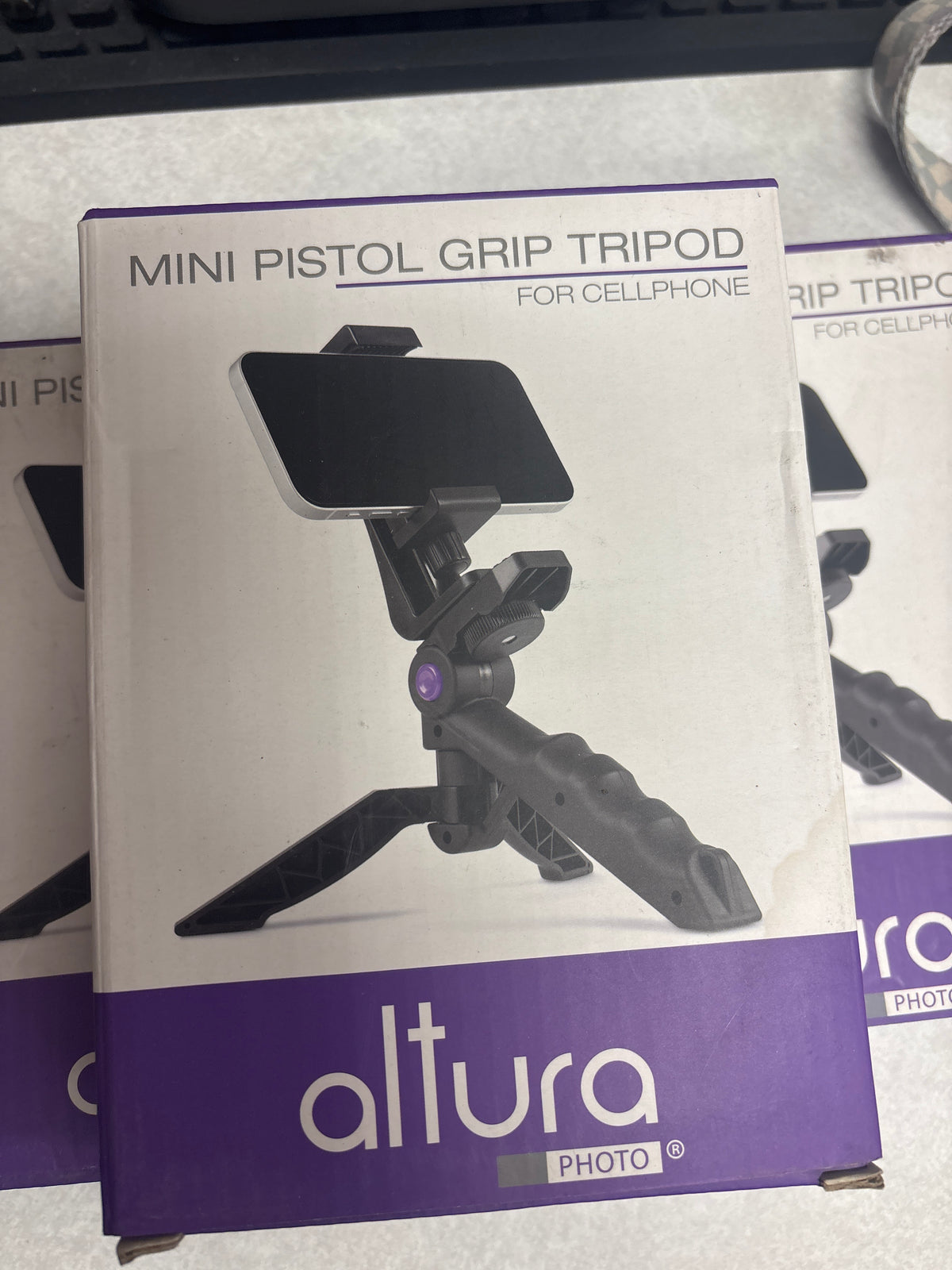 Mini tripod