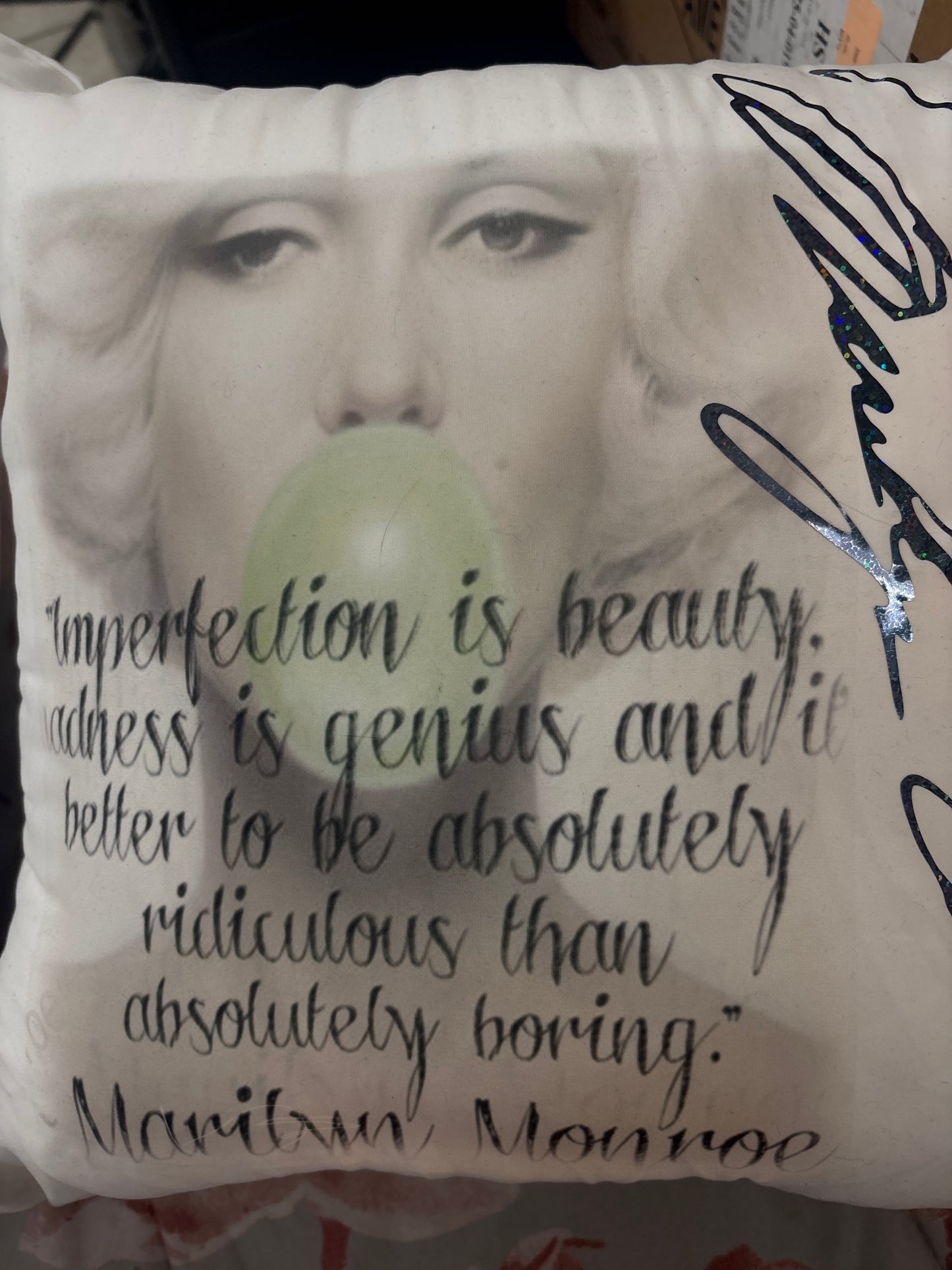 Dark love Marilyn Monroe