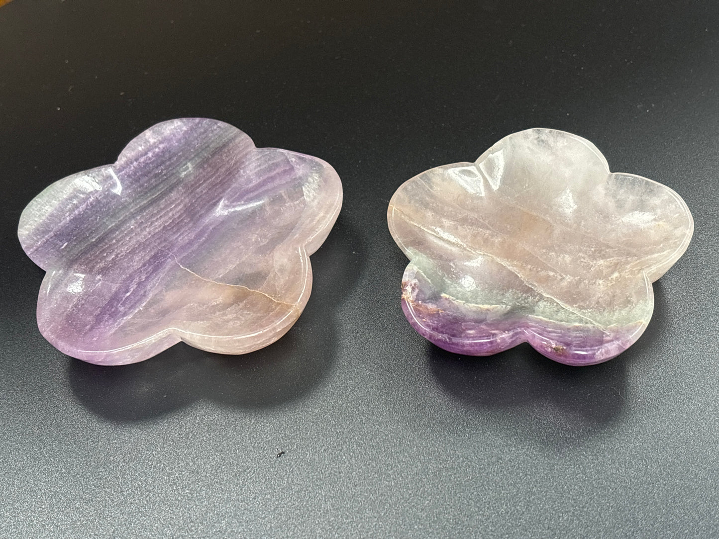 Fluorite dish