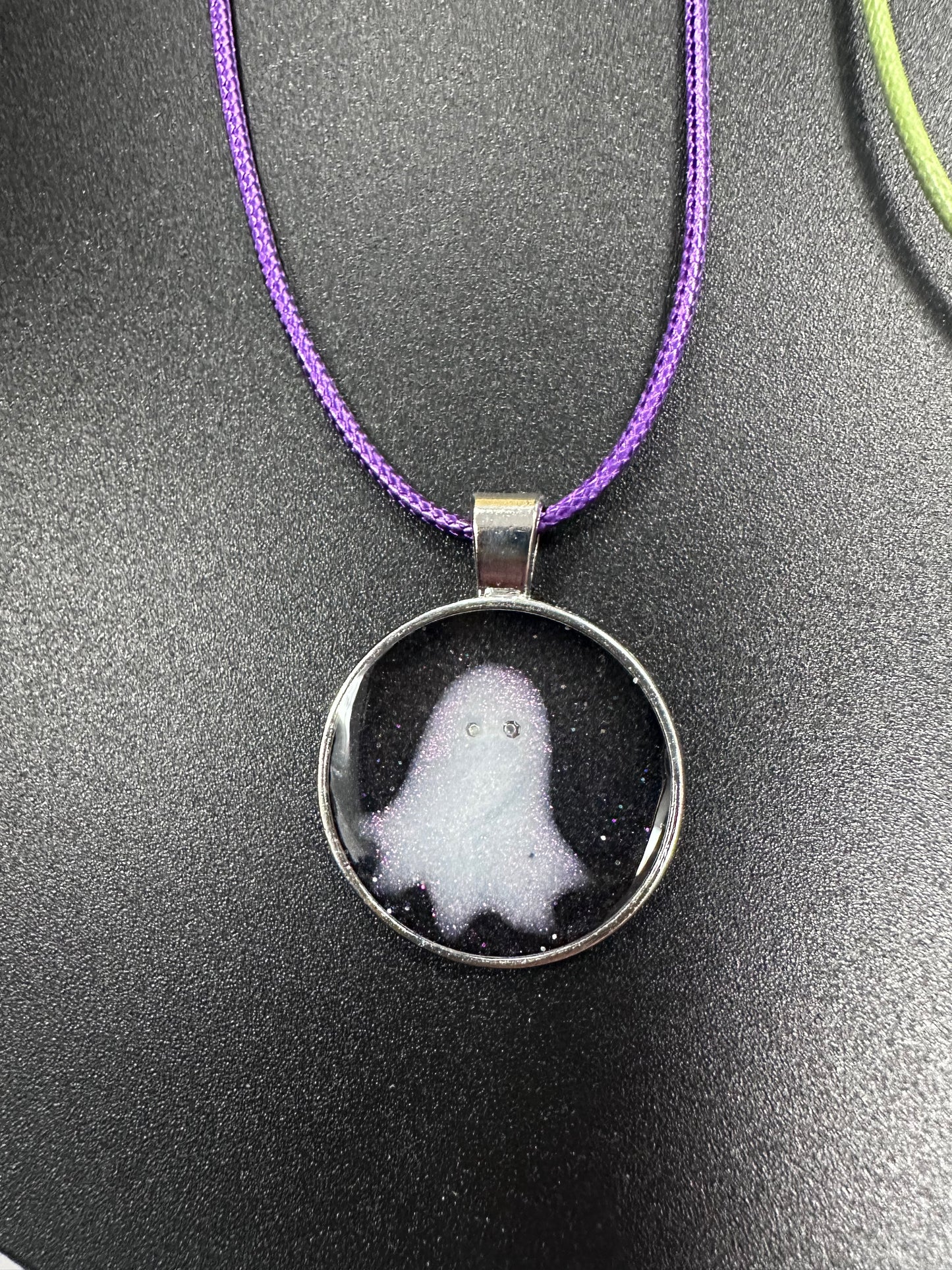 MJ resin and pendant necklaces