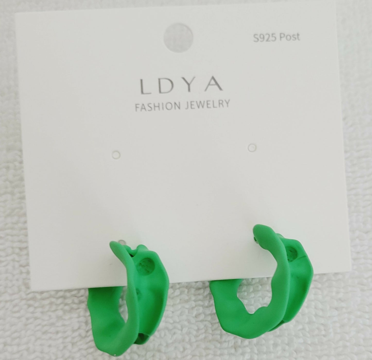 LDYA Green Hoops Earrings