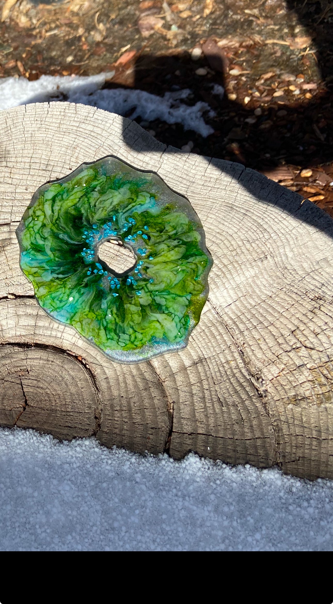 Geode inspired coaster green and silver