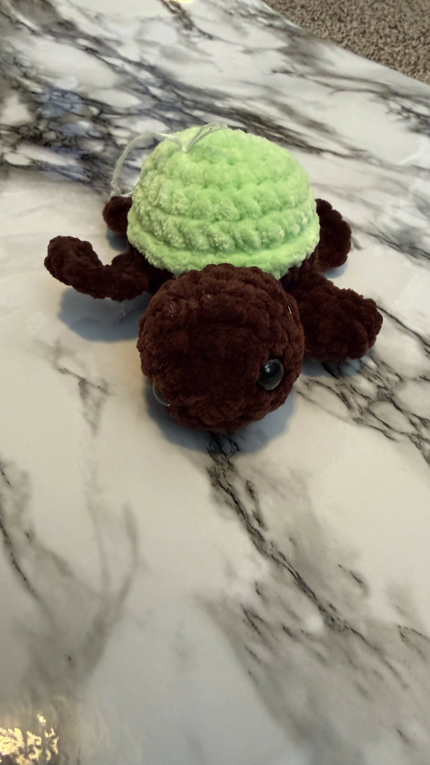 Crochet small turtles