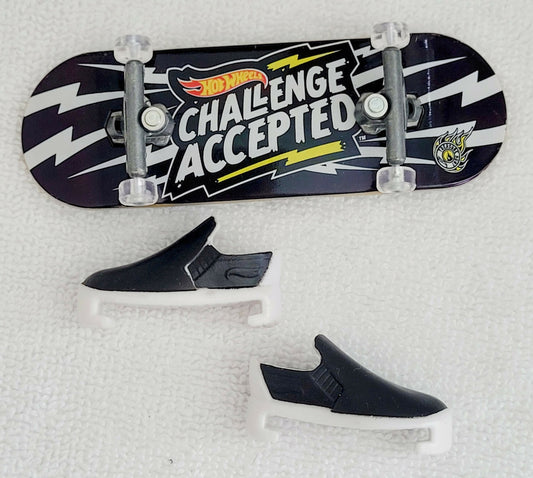 Hot Wheels Skate Tony Hawk "Challenge Accepted" fingerboard