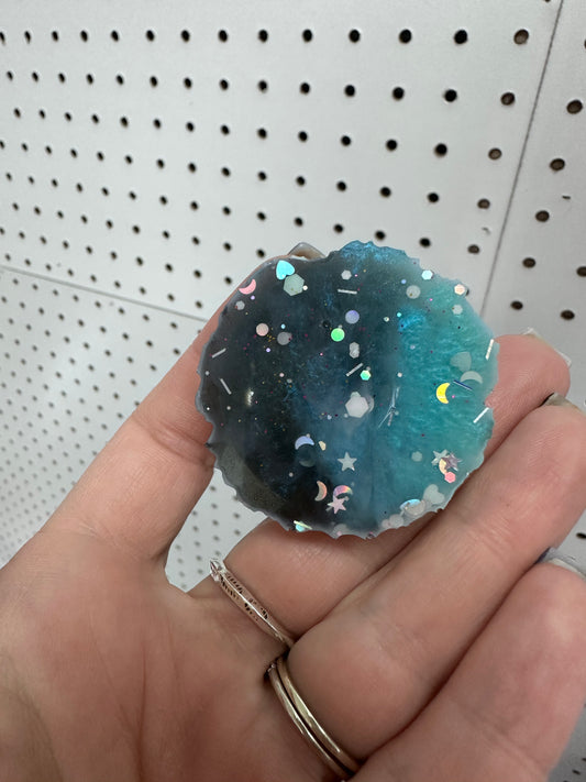 Celestial resin pop-socket