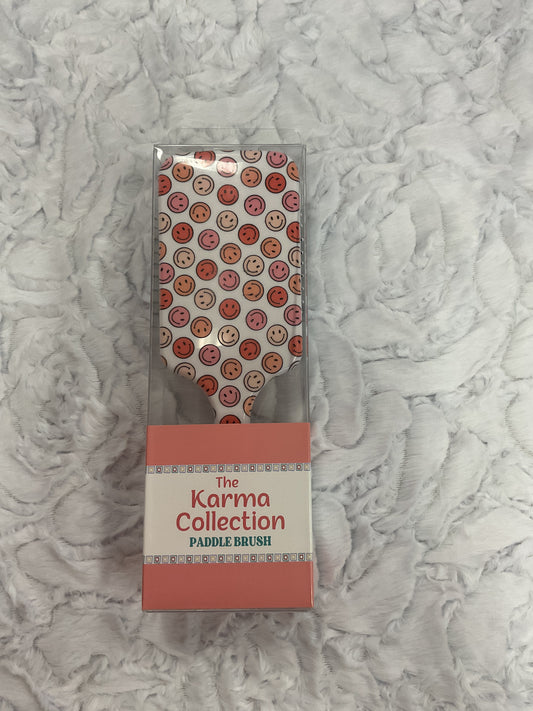Karma collection paddle brush