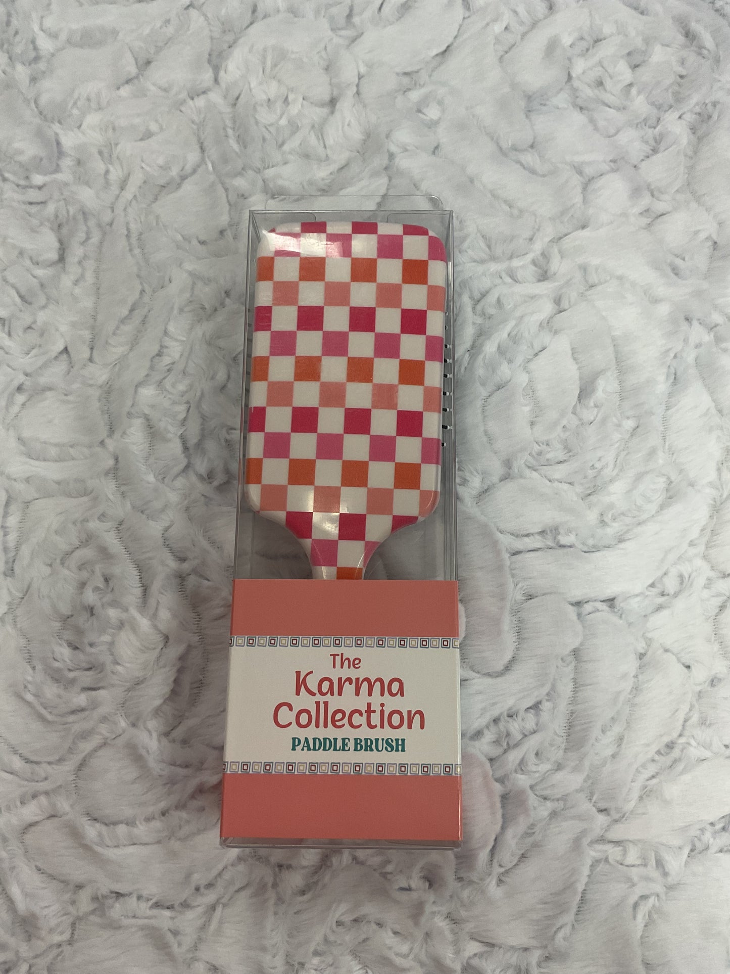 Karma collection paddle brush