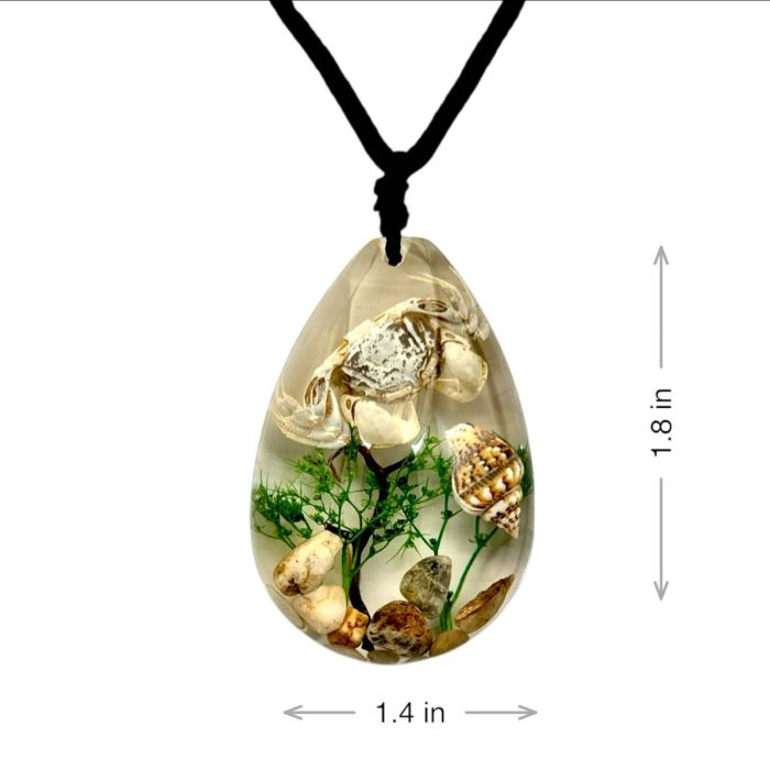 Crab teardrop necklace