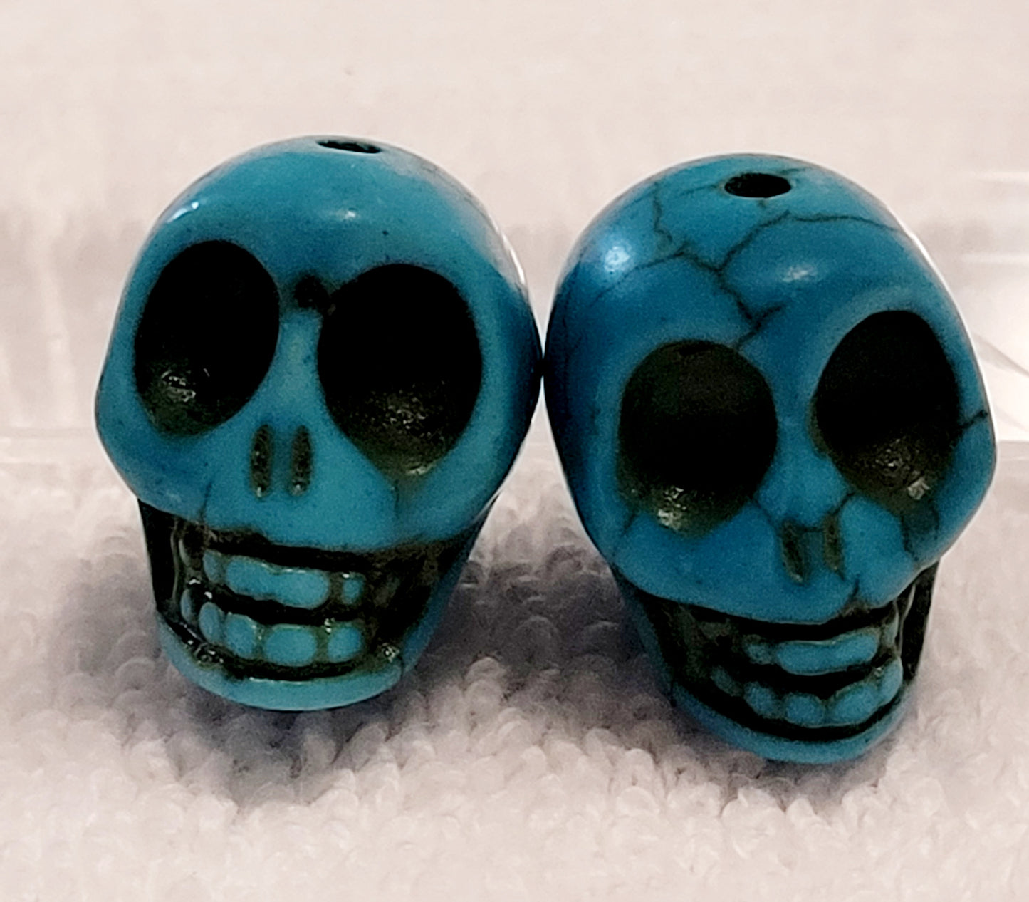Quartz skull bead set