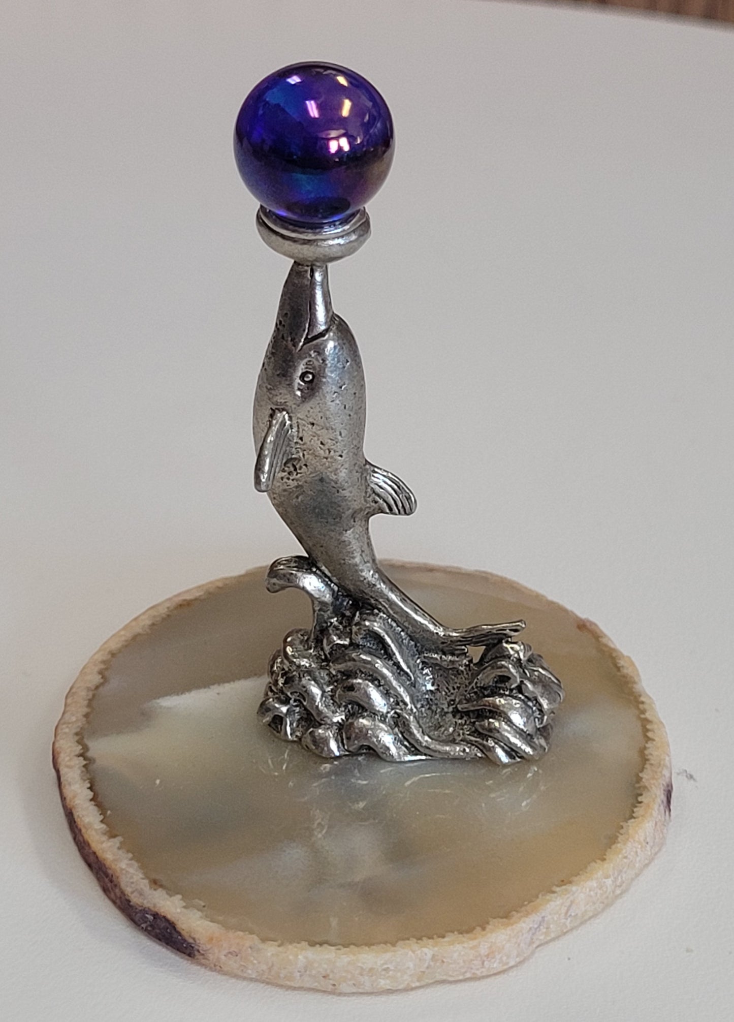 Dolphin figurine quartz