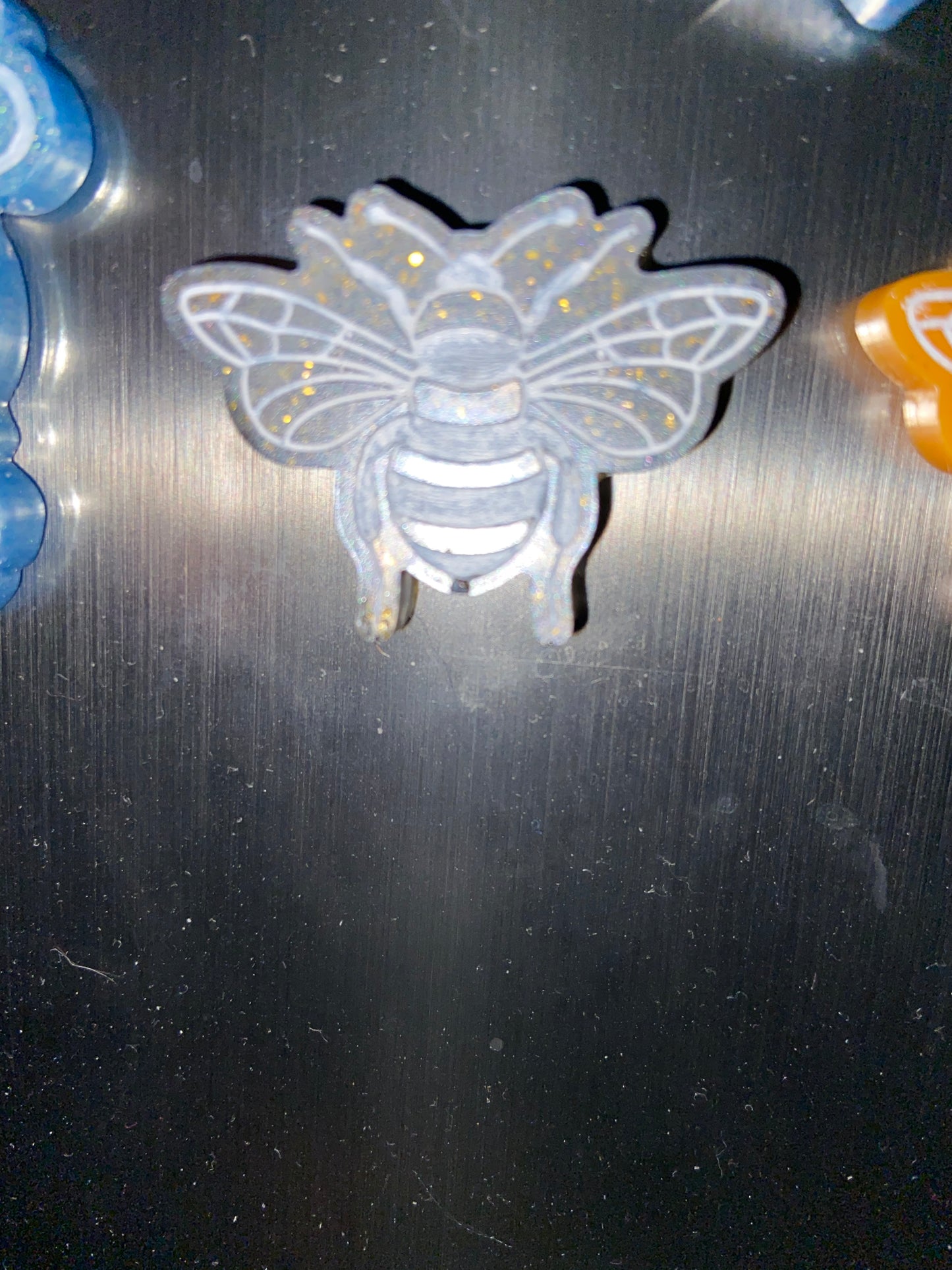 Mini bee magnet silver and gold glitter
