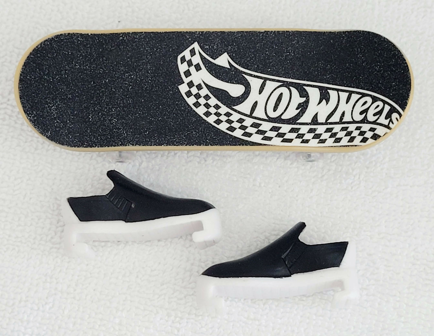 Hot Wheels Skate Tony Hawk "Challenge Accepted" fingerboard
