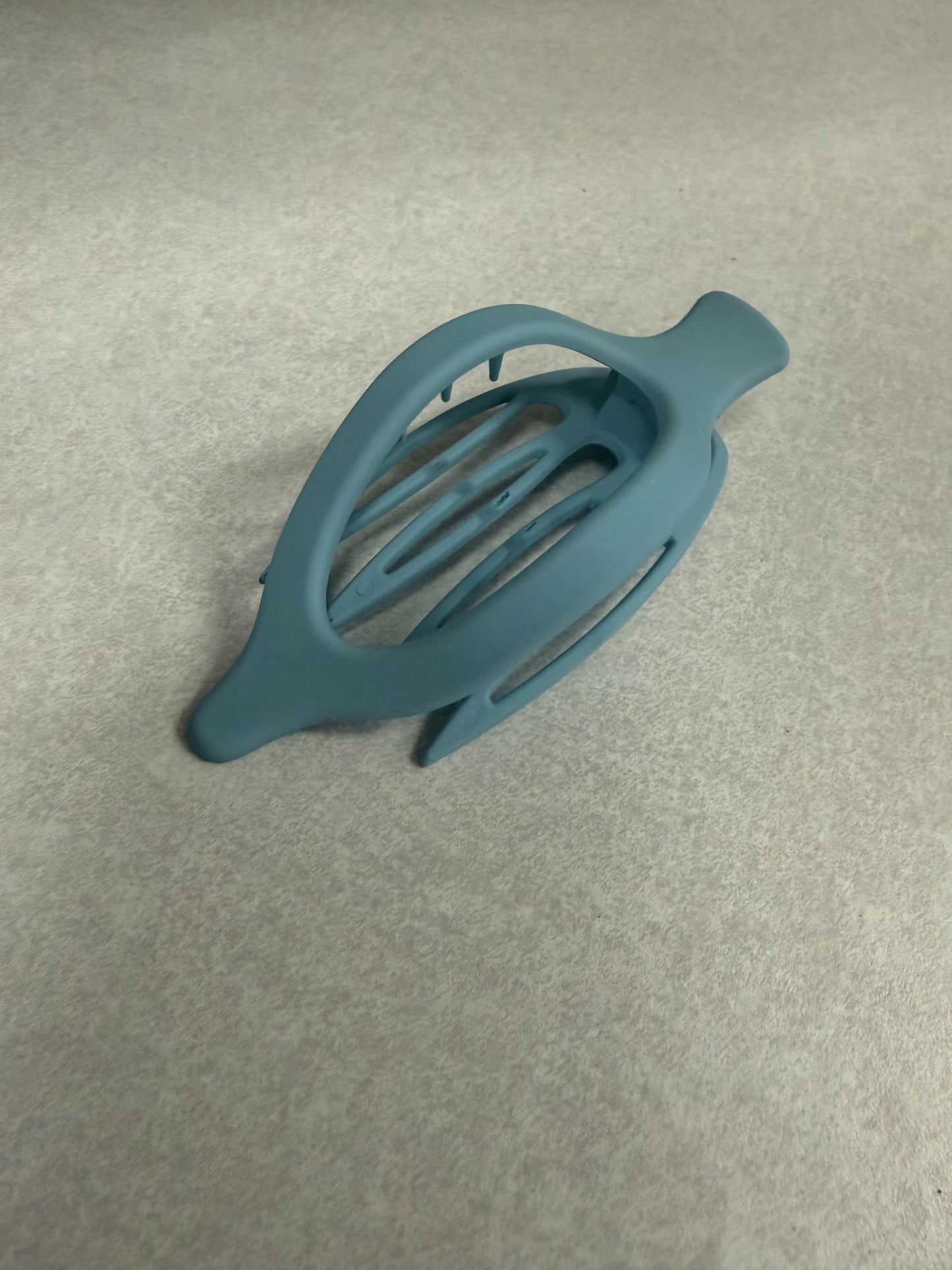 Flat Oval Clip -Blue