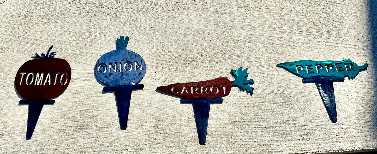 Garden stakes set