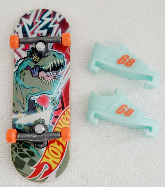 Hot Wheels Skate Fingerboard w/Shoes Tony Hawk T-rex
