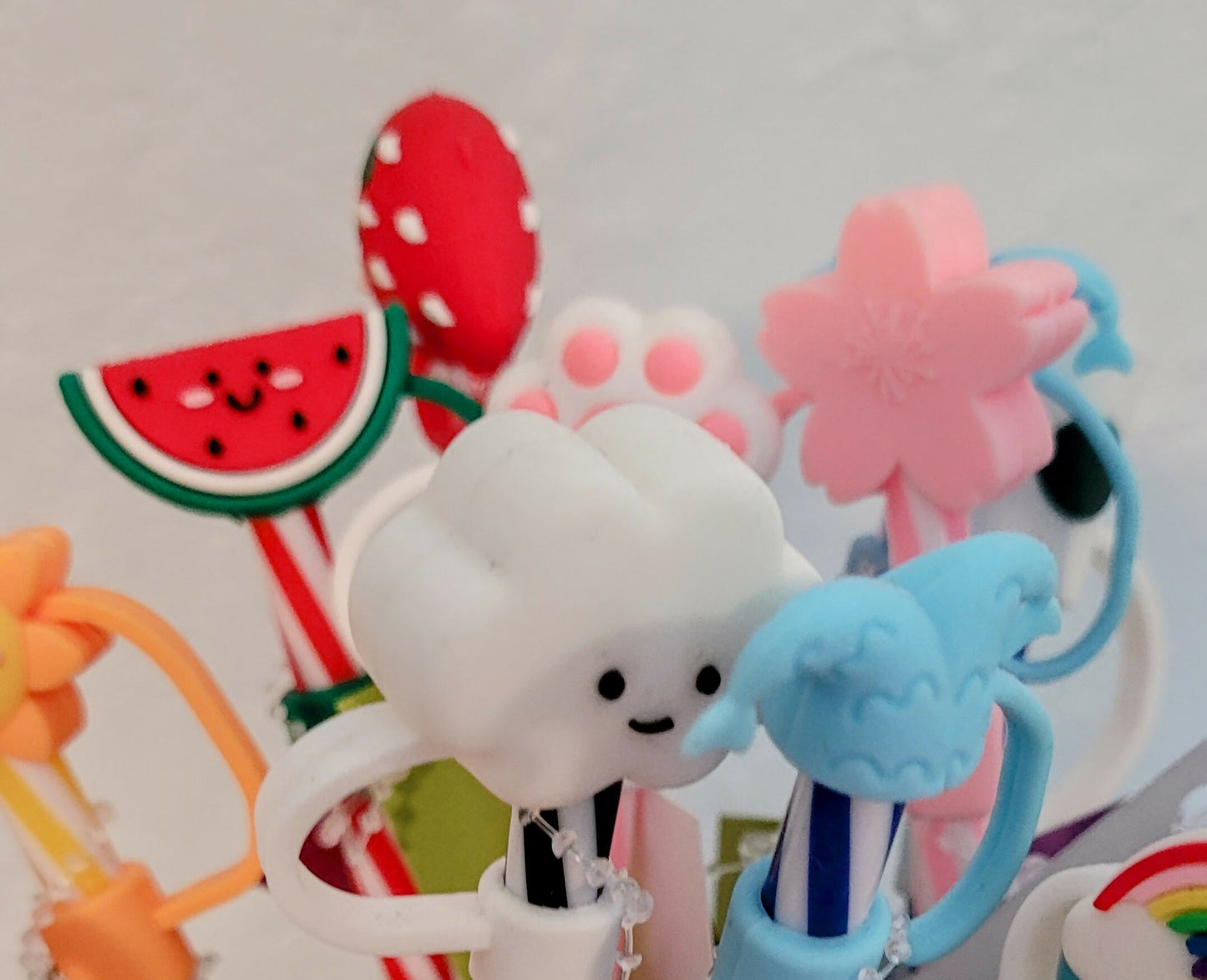 Straw Toppers