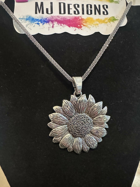 Silver sunflower necklace