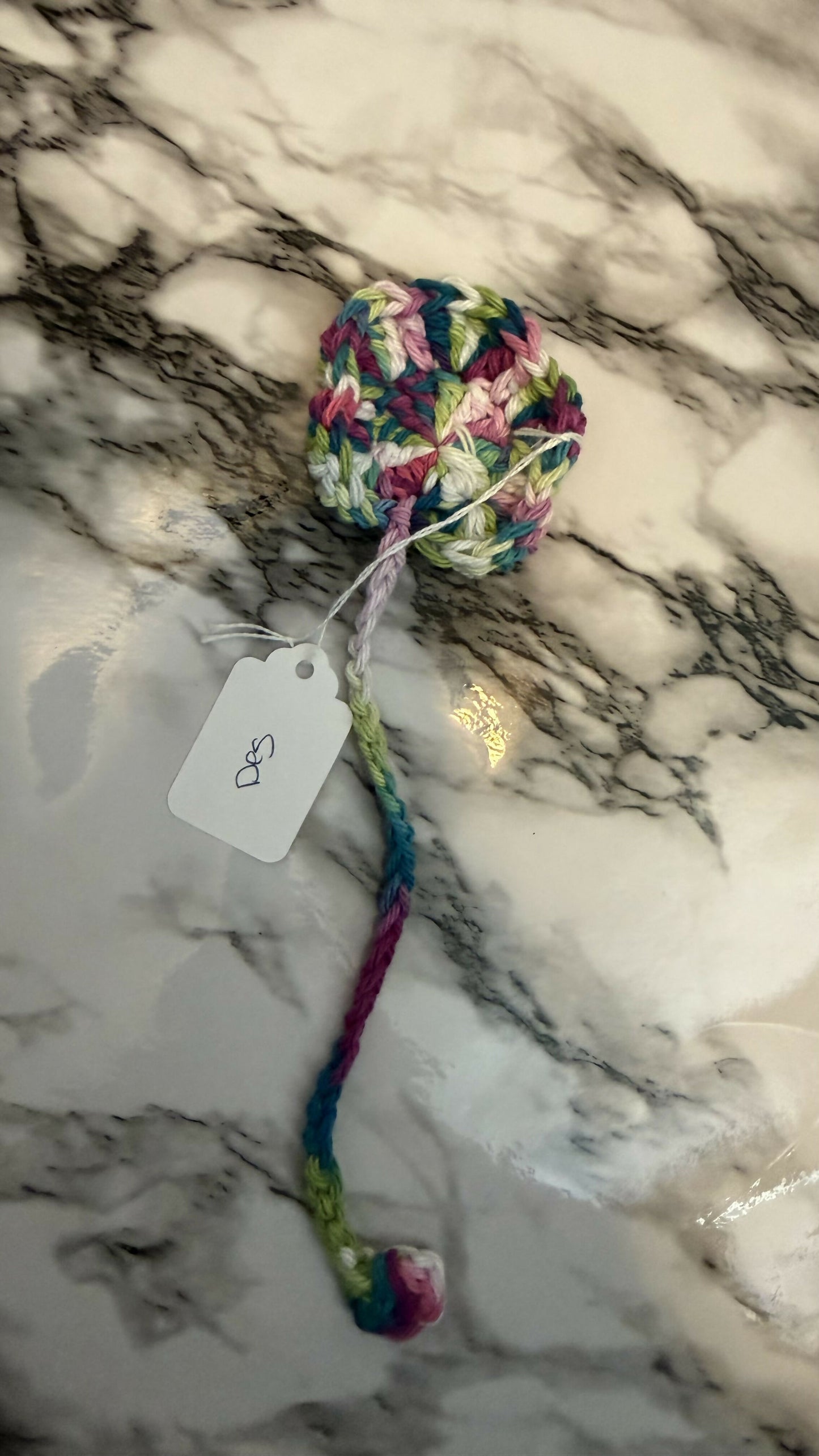 Crochet flower bookmark
